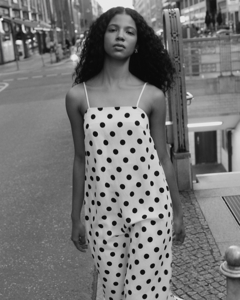 TENDANCE VESTE À BRETELLES